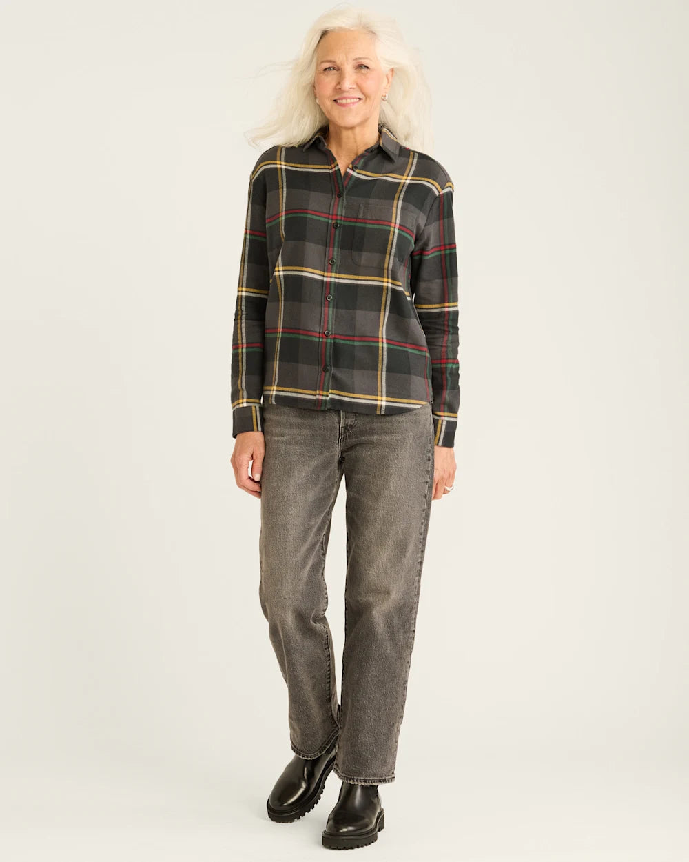 WOMEN'S PLAID BOYFRIEND DOUBLEBRUSHED FLANNEL SHIRT<br>BLACK MULTI