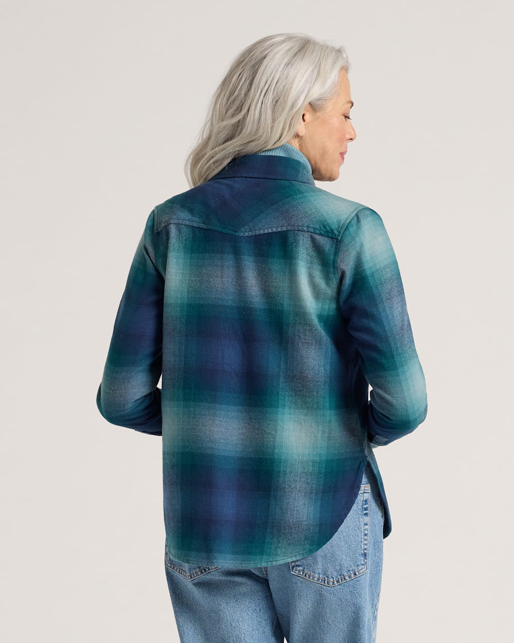 WOMEN'S PLAID COTTON FLANNEL RELAXED SHIRT<br>TEAL OMBRE