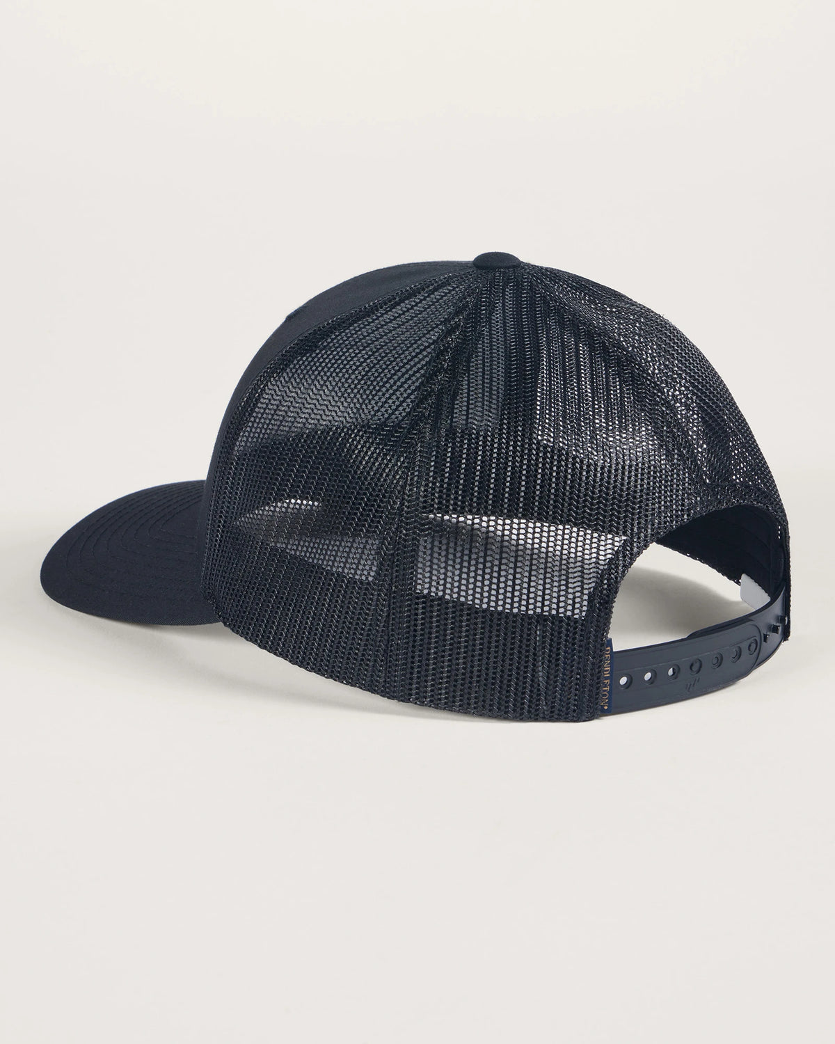 CLASSIC PATCH TRUCKER HAT<br>BLACK
