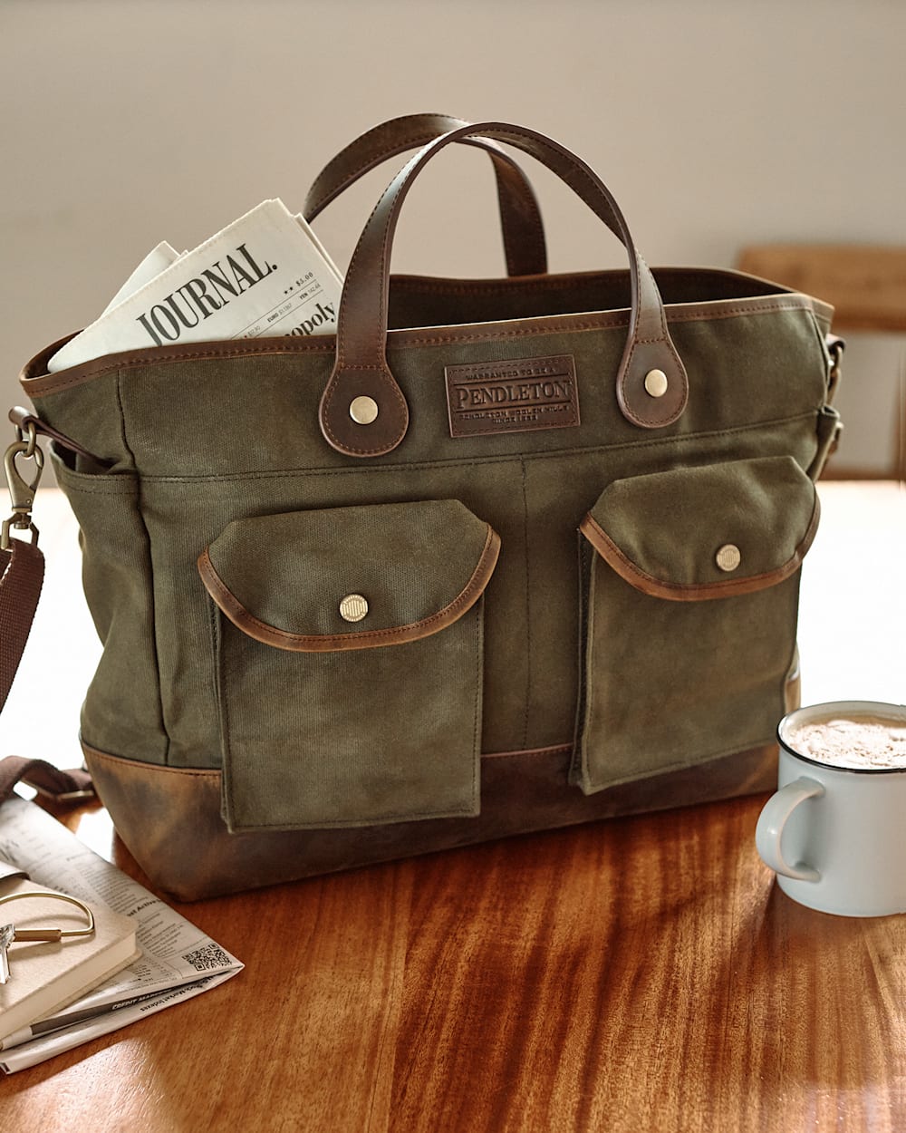ODYSSEY WAXED CANVAS MESSENGER BAG<br>OLIVE