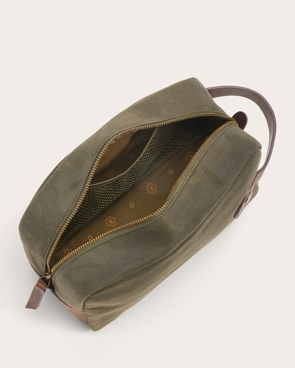 ODYSSEY WAXED CANVAS TRAVEL KIT<br>OLIVE