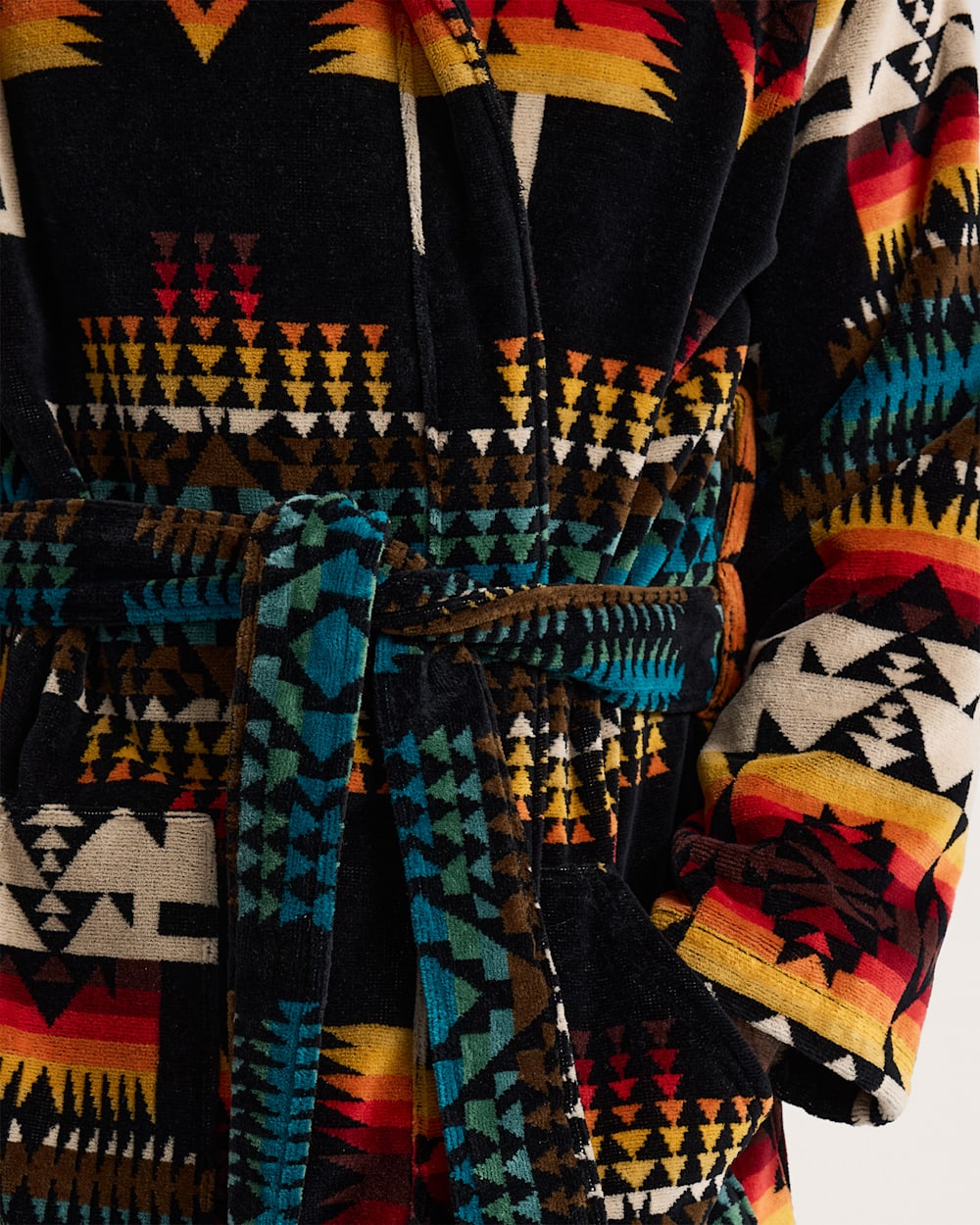 UNISEX COTTON TERRY VELOUR BATHROBE<br>BLACK CHIEF JOSEPH