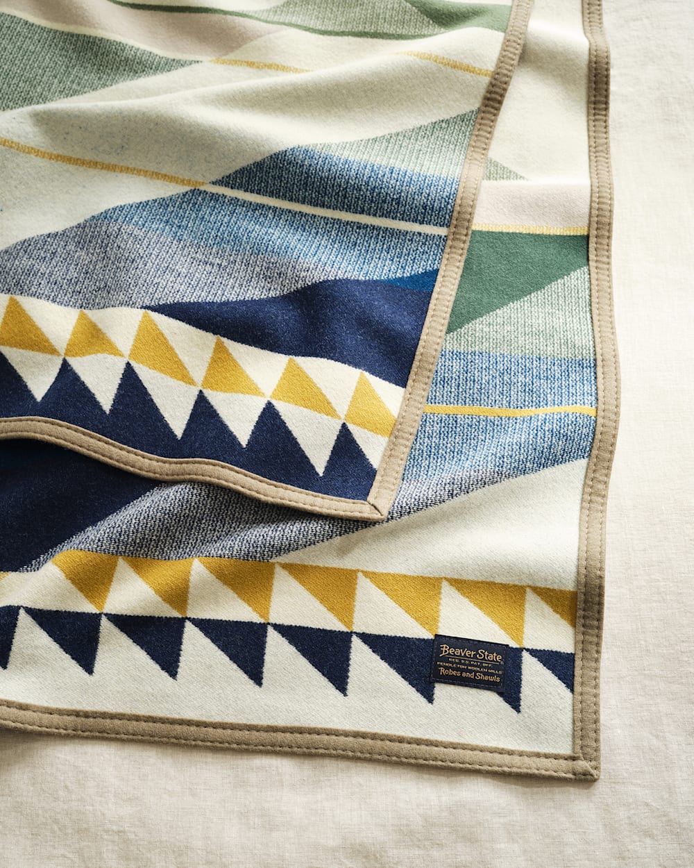 FOSSIL SPRINGS BLANKET<br>CREAM