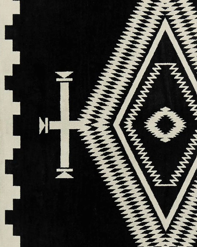 LOS OJOS SPA TOWEL<br>BLACK/WHITE
