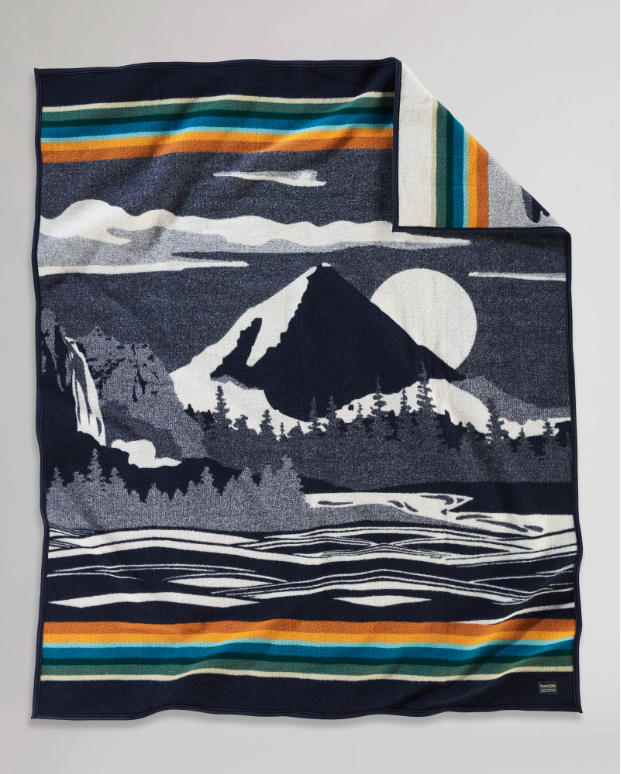 PACIFIC WONDERLAND BLANKET<br>NAVY MULTI