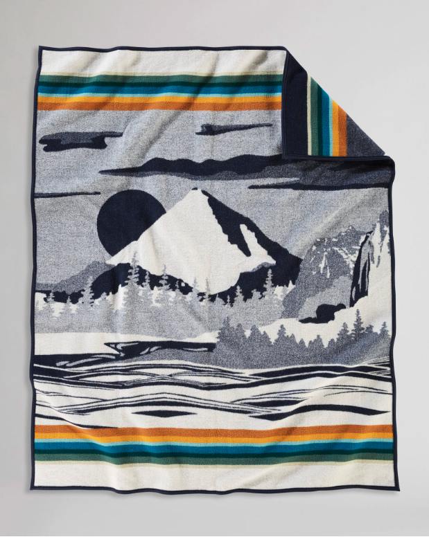 Jacquard Napped Blanket<br>Pacific Wonderland