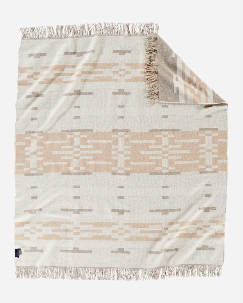 Jacquard Fringed Throw<br>Sandhills Beige