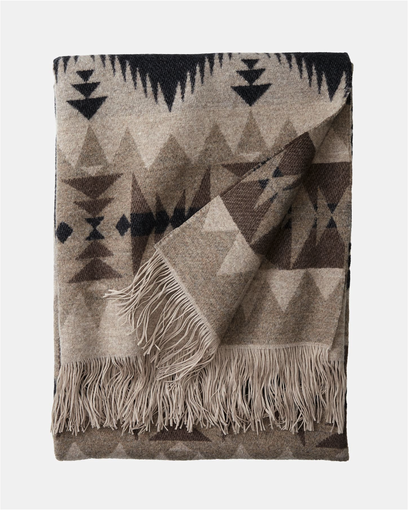 Jacquard Fringed Throw <br> Sonora