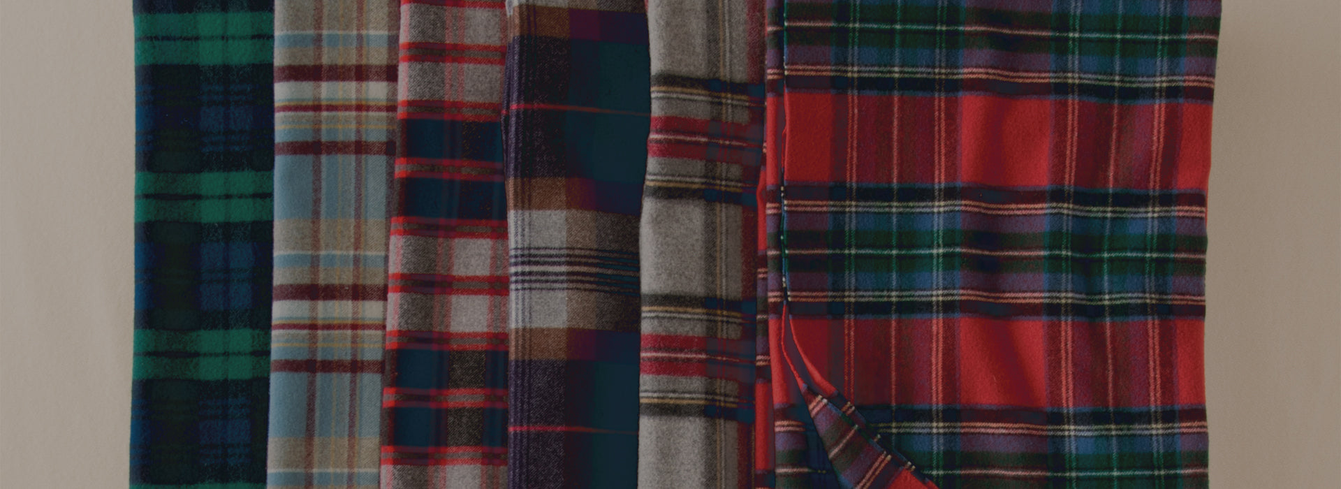 5th Avenue Throws