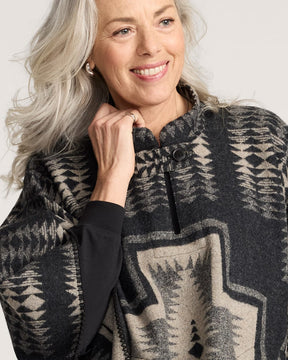WOMEN'S HARDING WOOL PONCHO<br>BLACK/TAN