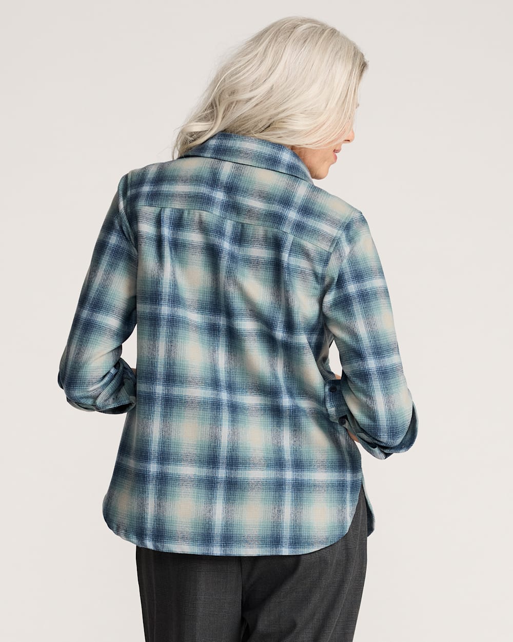 WOMEN'S BOARD SHIRT<br>BLUE/WHITE OMBRE