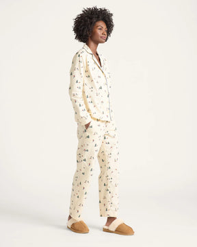 WOMEN'S SKI PRINT FLANNEL PAJAMA SET<br>ECRU