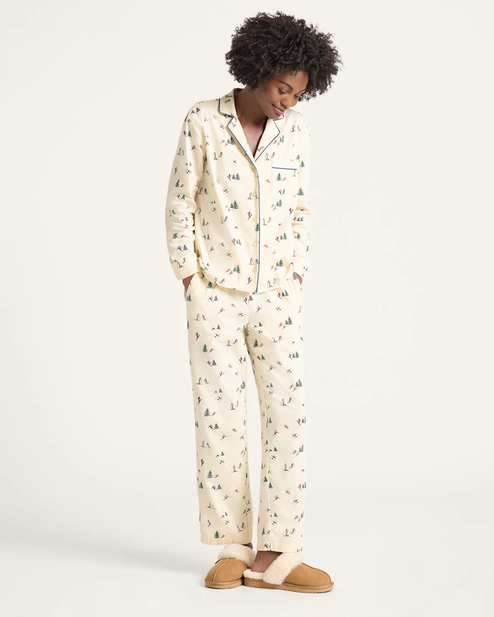 WOMEN'S SKI PRINT FLANNEL PAJAMA SET<br>ECRU