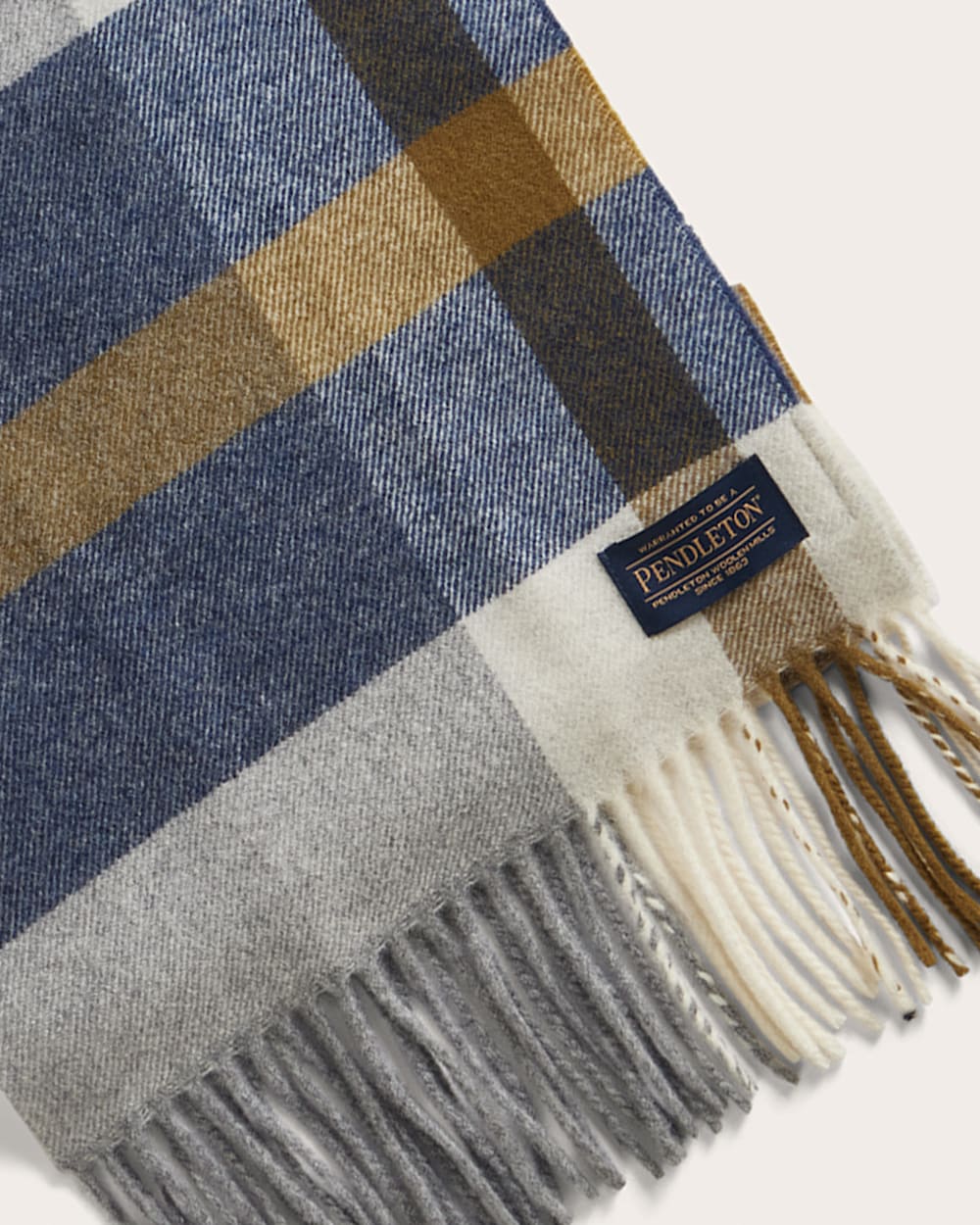 WHISPERWOOL MUFFLER<br>RALEIGH PLAID