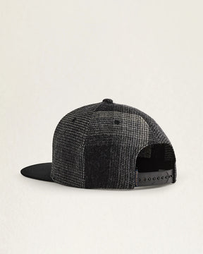 PLAID PATCHWORK FLAT BRIM HAT<br>BLACK