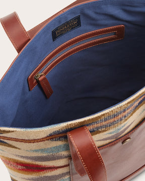WYETH TRAIL TOTE<br>BEIGE