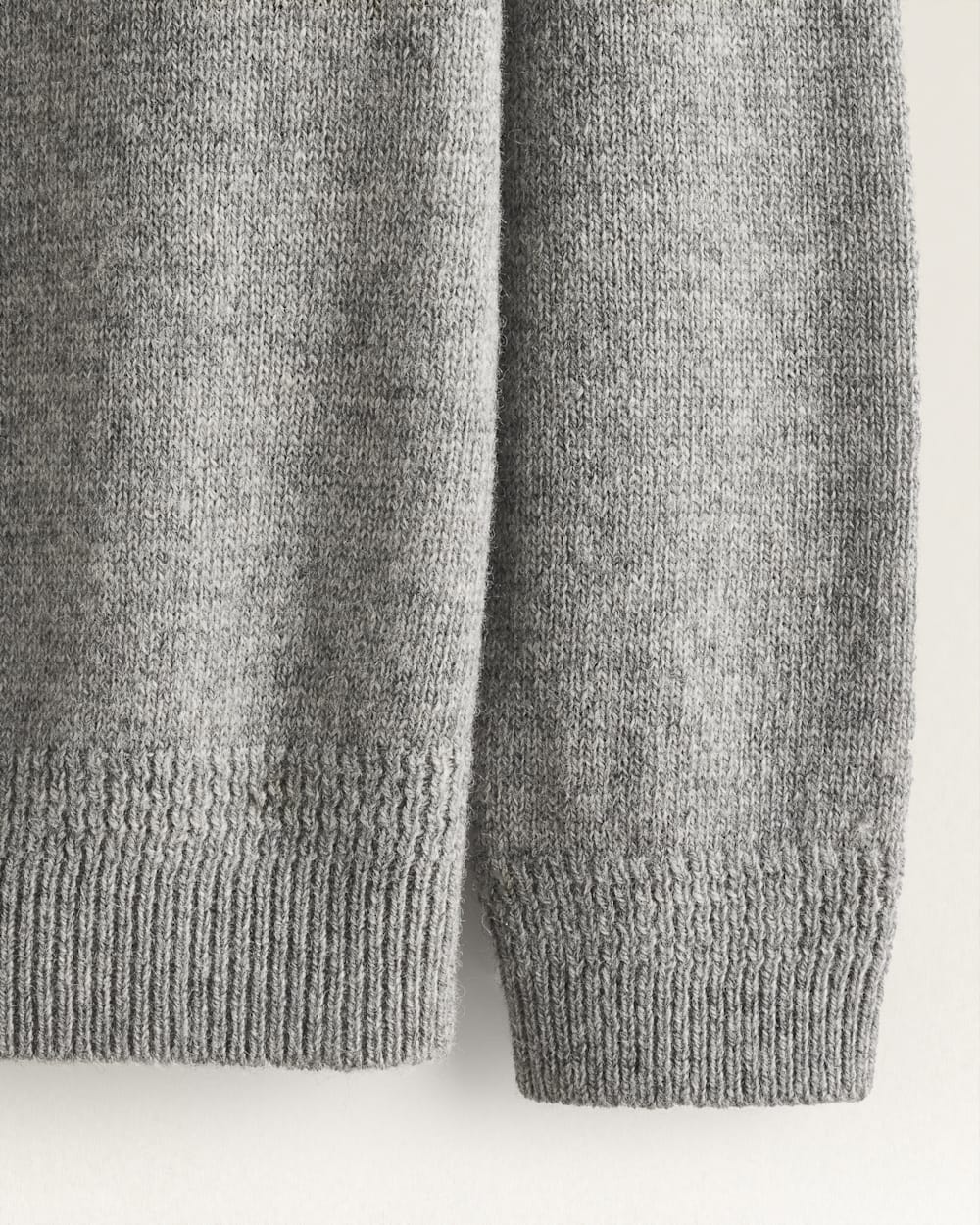MEN'S SHETLAND COLLECTION SWEATER<br>LIGHT GREY HEATHER