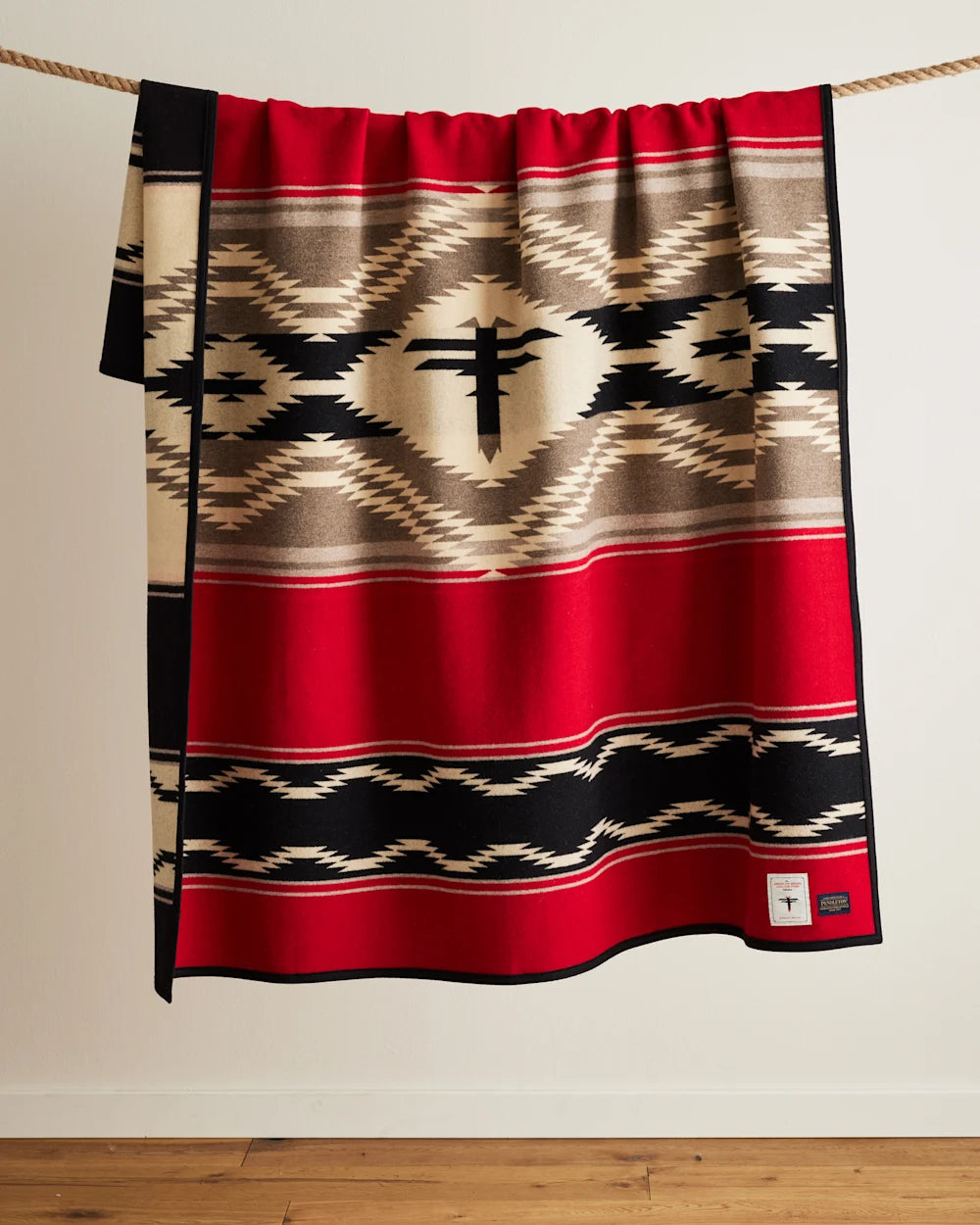 Pendleton® Blanket | WATER BLANKET - RED MULTI Pendleton® Blanket | WATER BLANKET - RED MULTI