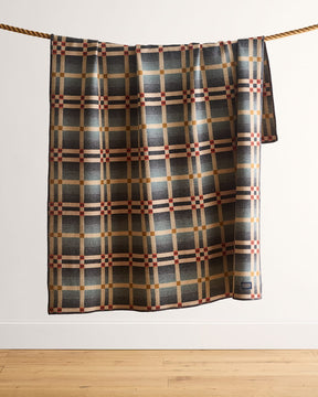 FOUR SQUARE THROW<br>SLIDE MOUNTAIN SHALE