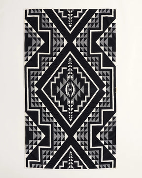OXBOW SPA TOWEL<br>BLACK/WHITE