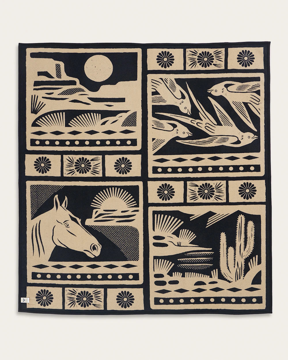 SARATOGA BLANKET<br>TAN/BLACK