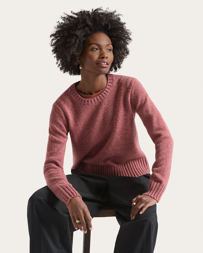 WOMEN'S SHETLAND COLLECTION CREWNECK<br>DARK ROSE HEATHER