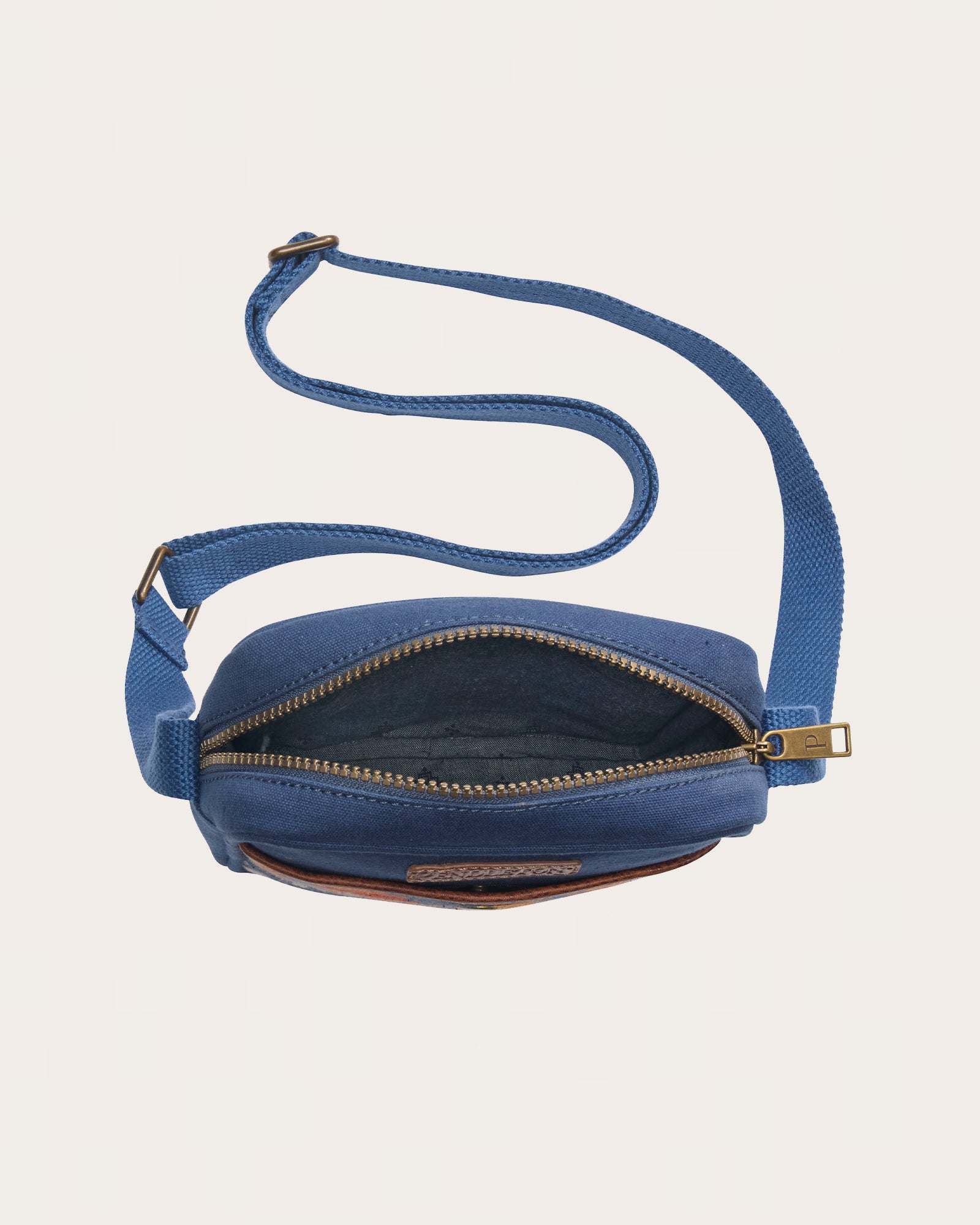 TRADITIONS UTILITY CROSSBODY<br>NEHALEM NAVY