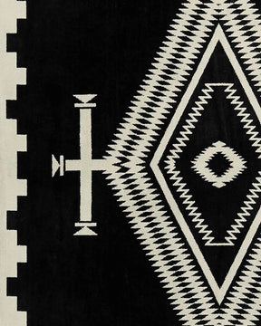 LOS OJOS SPA TOWEL<br>BLACK/WHITE
