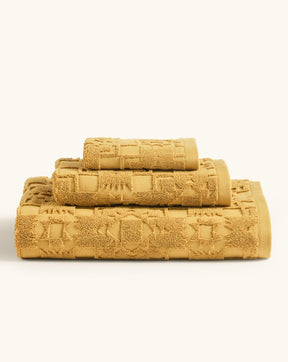 SCULPTED TOWEL 3-PIECE SET<br>OCHRE