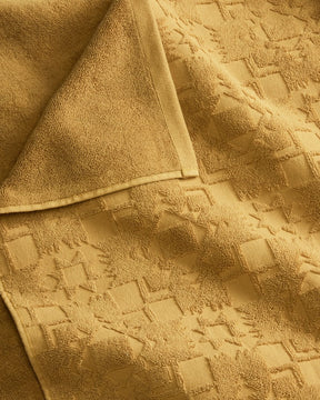 SCULPTED TOWEL 3-PIECE SET<br>OCHRE