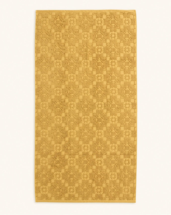 SCULPTED TOWEL 3-PIECE SET<br>OCHRE