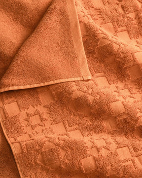 SCULPTED TOWEL 3-PIECE SET<br>PERSIMMON
