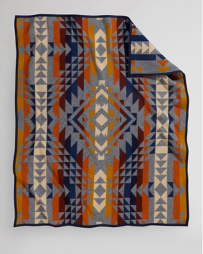 Jacquard Napped Throw<br>Smith Rock, Grey Mix