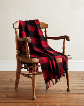 MOTOR ROBE THROW WITH LEATHER CARRIER<br>ROB ROY RED