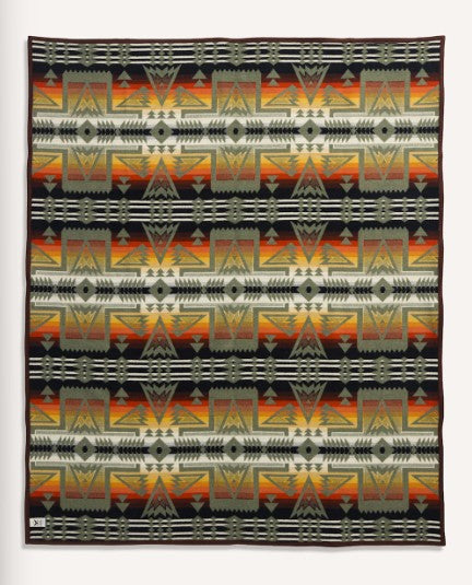JAQUARD NAPPED ROBE PONDEROSA BLANKET<br>GREEN MULTI