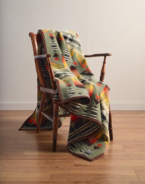 JAQUARD NAPPED ROBE PONDEROSA BLANKET<br>GREEN MULTI