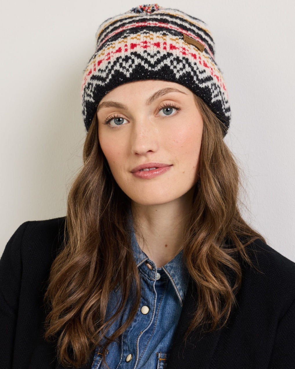 LAMBSWOOL BEANIE W/POM<br>FAIRISLE BLACK