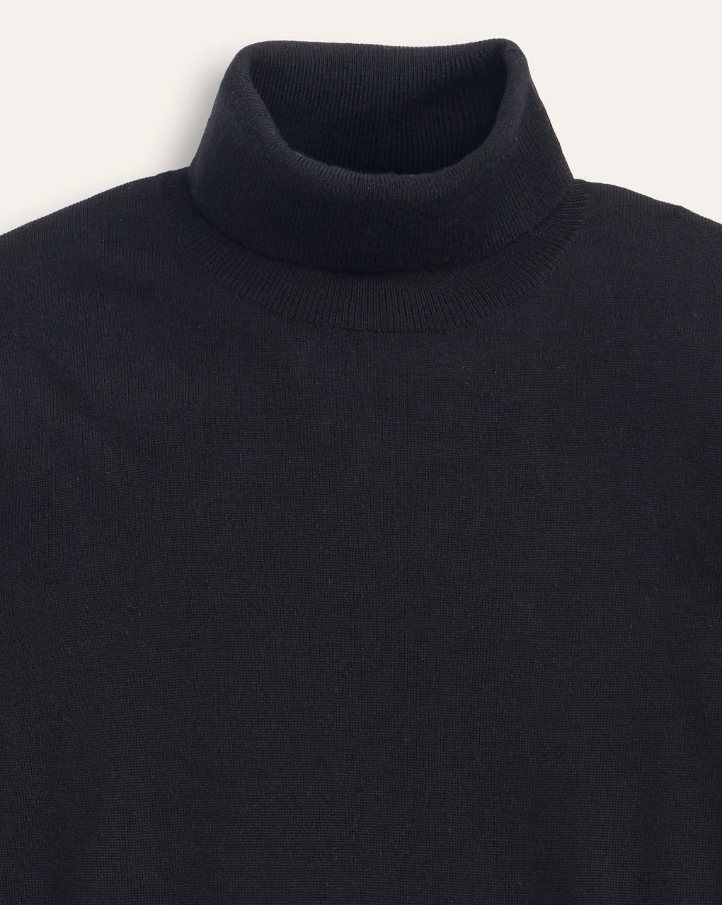 WOMEN'S MERINO TURTLENECK<br>BLACK