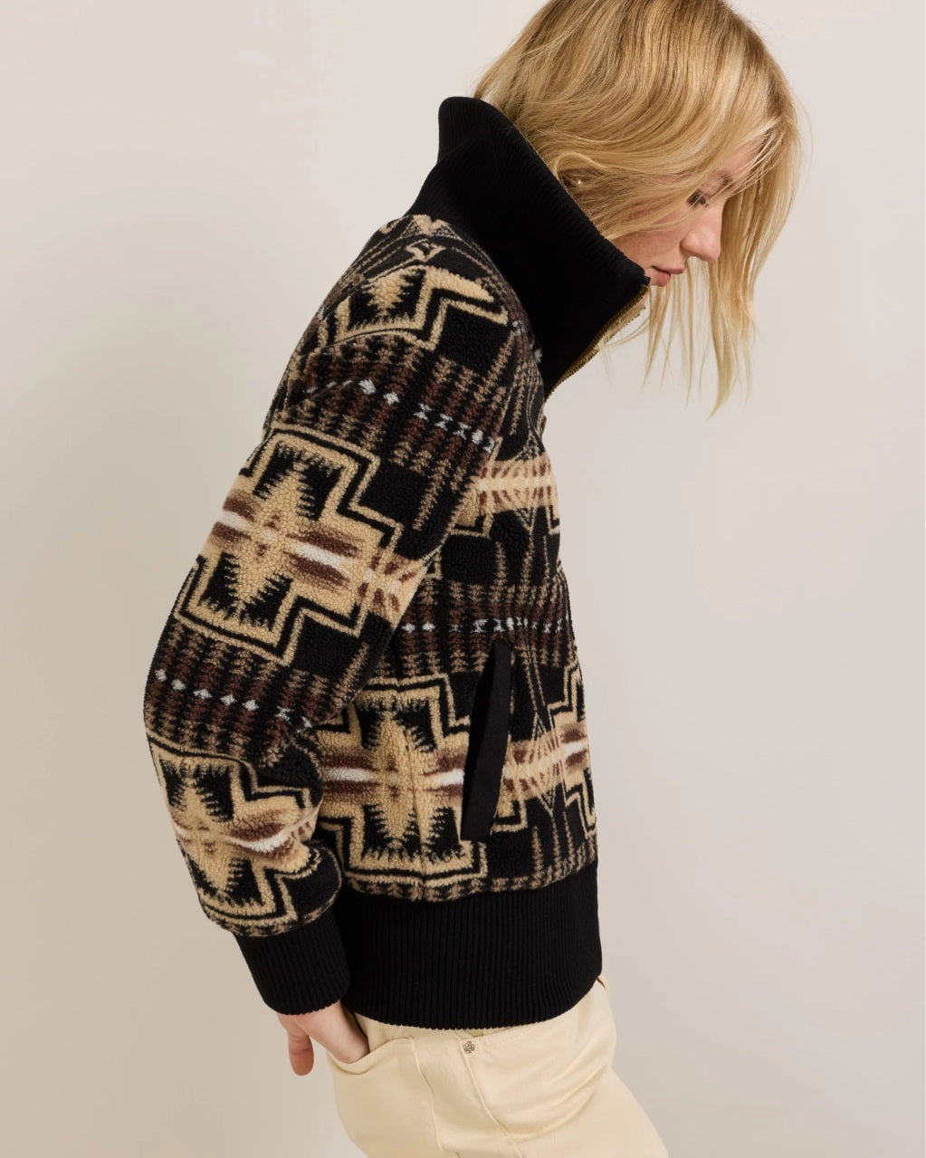 FOXGLOVE FLEECE BOMBER<br>BLACK/TAN HARDING
