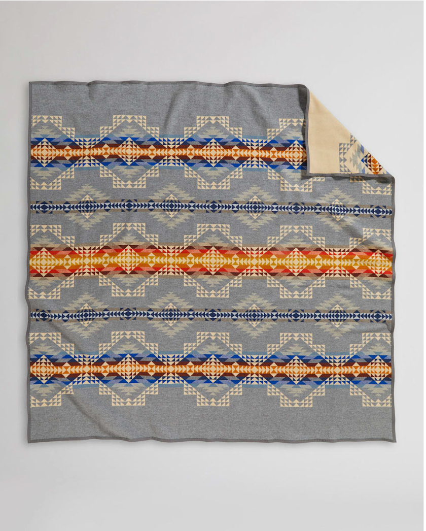 Pendleton Queen Jacquard Unnapped Queen Smith Rock