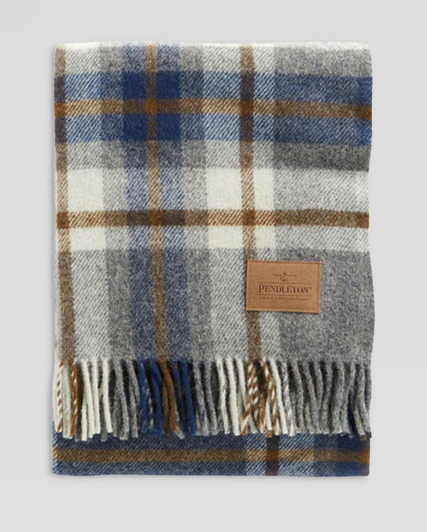 MOTOR ROBE THROW WITH LEATHER CARRIER<br>RALEIGH PLAID