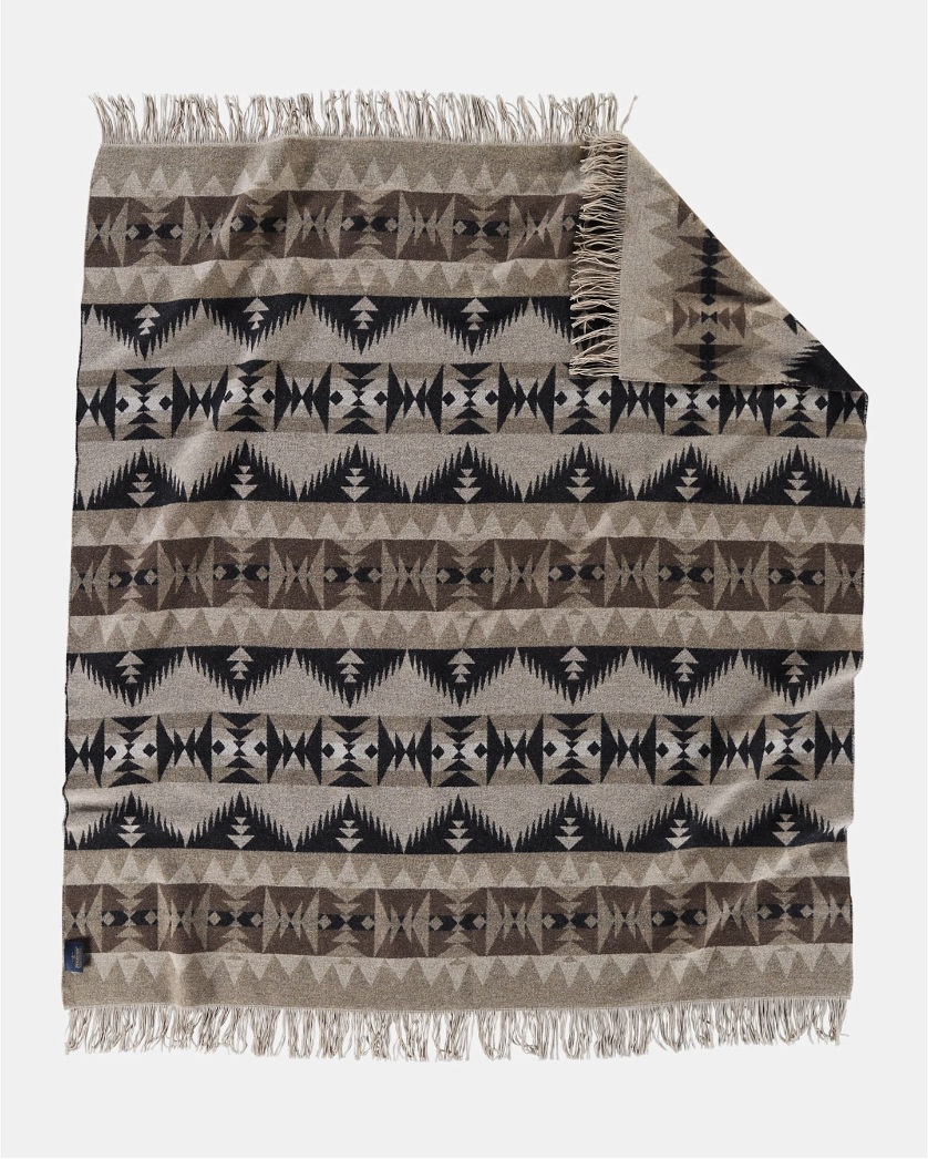 Jacquard Fringed Throw<br>Sonora